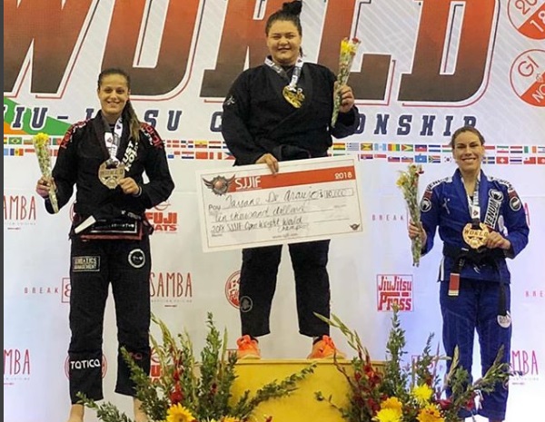 Tayane Porfrio garante bicampeonato no SJJIF Worlds 2018