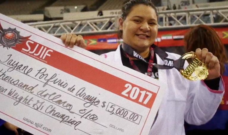 Tayane Porfrio analisa busca do bicampeonato no SJJIF World Jiu-Jitsu Championship 2018