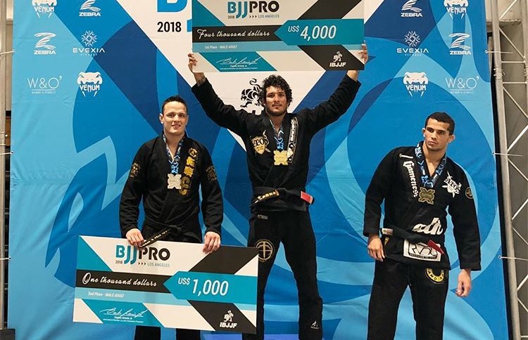 Lucas Hulk, Otvio Sousa e Hiago George so premiados no LA BJJ Pro de Jiu-Jitsu