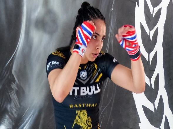 Ariane Lipski exalta fora do Top-5 do UFC, mas confia em evoluo