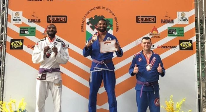 Em preparao pra encarar Lyoto, Rafael Carvalho vence torneio de Jiu-Jitsu