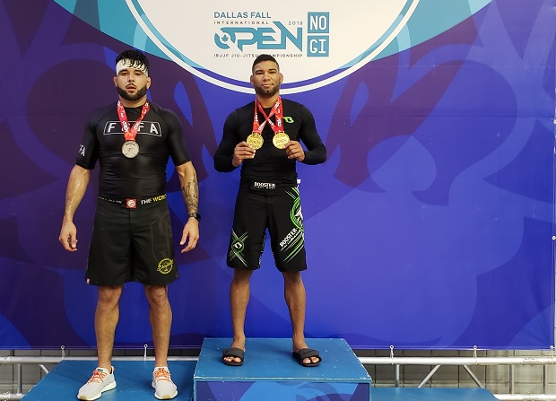 Herbert Burns comemora ouro duplo no Dallas Open No-Gi e vitria sobre rival com mais de 120kg