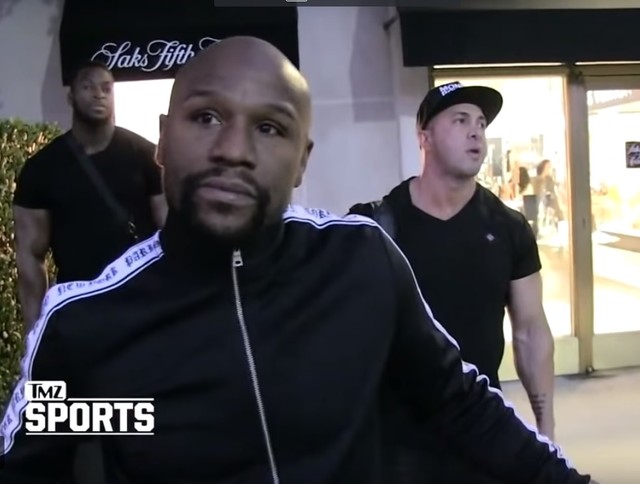 Mayweather garante que luta com Khabib renderia mais dinheiro que duelo com McGregor